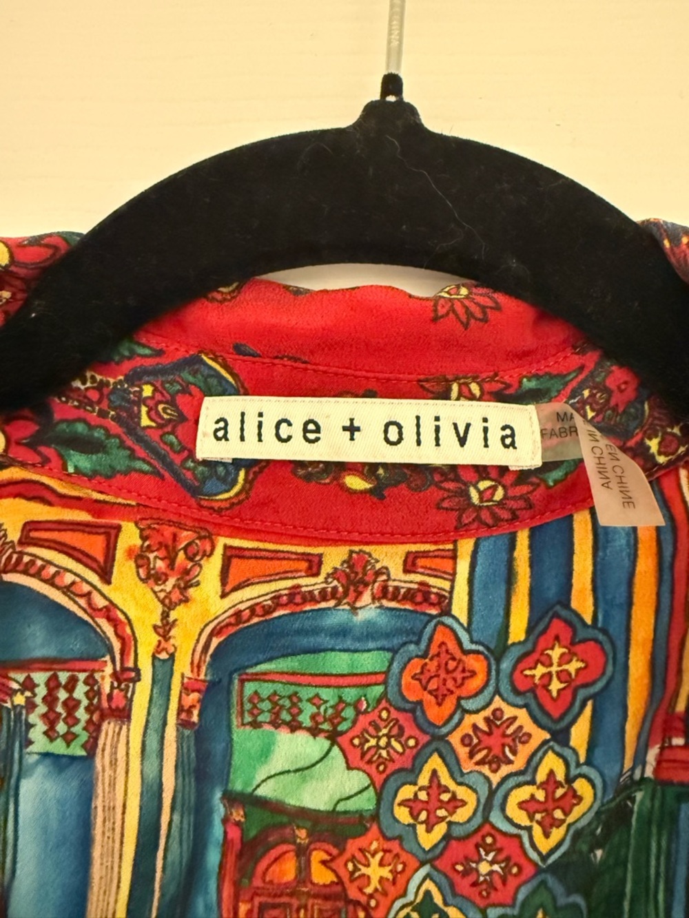 Alice + Olivia Blouse - Picture 2 of 4